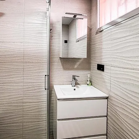 Pet Friendly In With Wifi Apartment